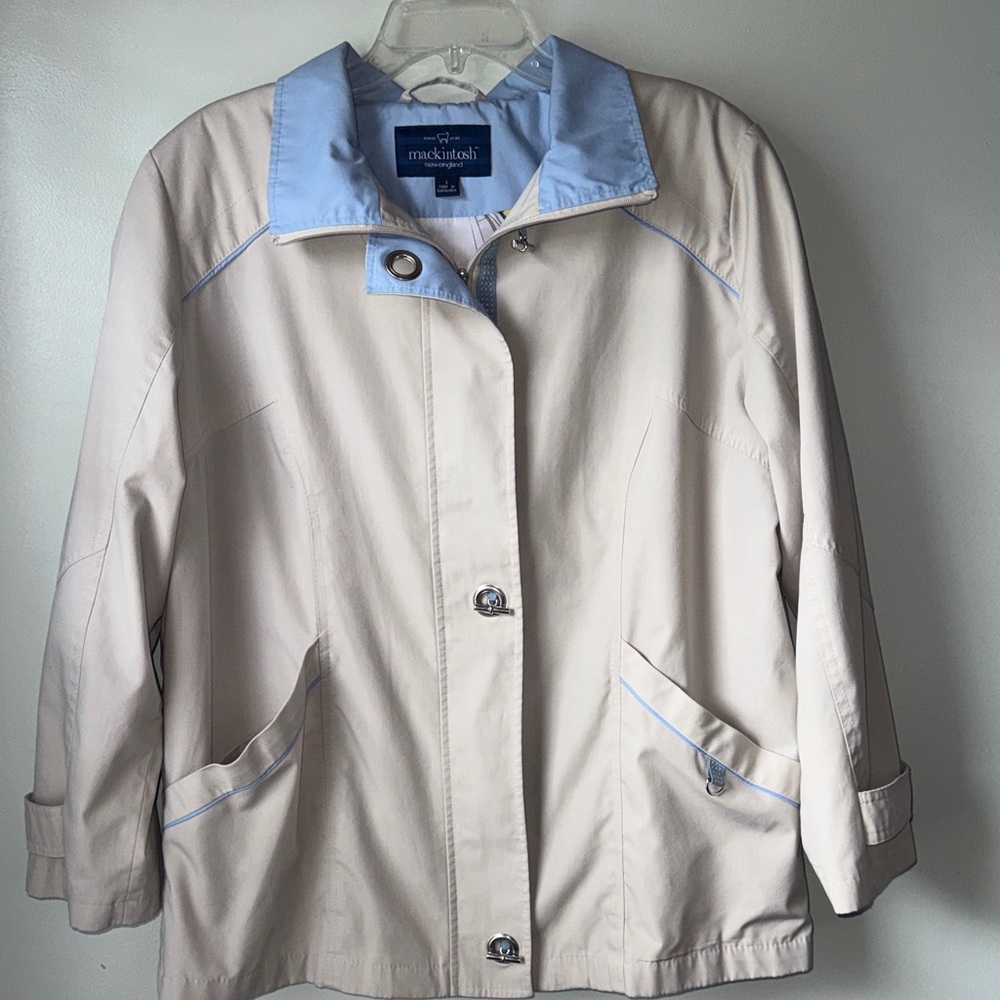 Mackintosh New England Light Cream Coat with Pale Blue Collar